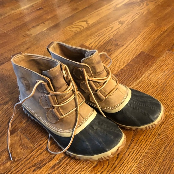 Sorel Shoes - Sorel Out N About Tan and Black Duck Boots